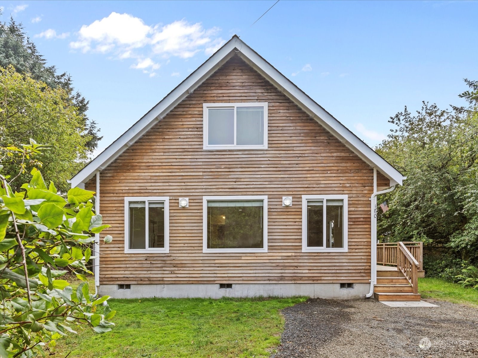 160 S Port Loop SW