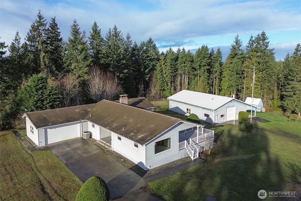 Photo of 186 Rebel Lane, Port Angeles, WA 98362 (MLS # 2461480)