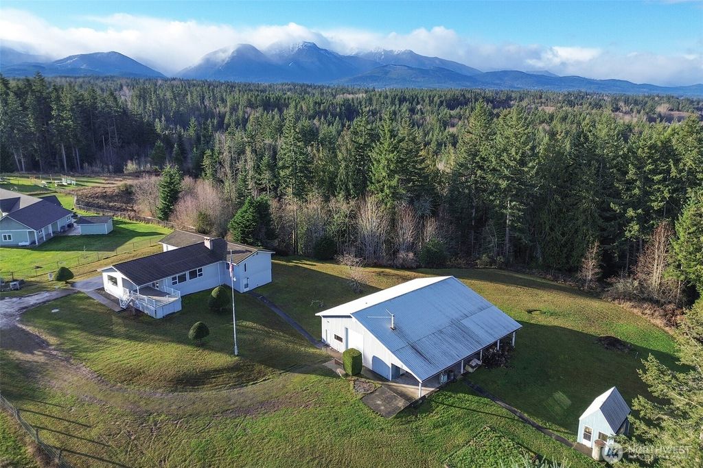 Photo of 186 Rebel Lane, Port Angeles, WA 98362 (MLS # 2461480)