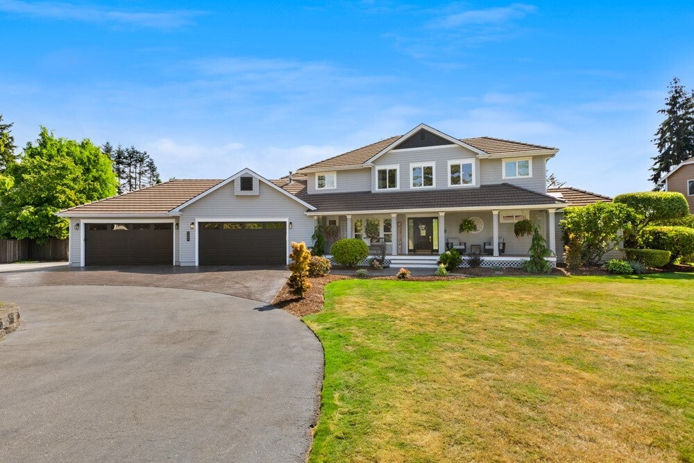 Photo of 831 21st Street NW, Puyallup, WA 98371 (MLS # 2595106)