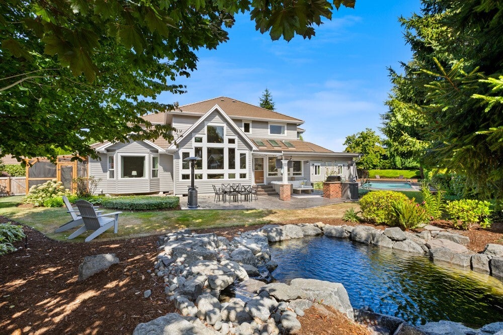 Photo of 831 21st Street NW, Puyallup, WA 98371 (MLS # 2595106)