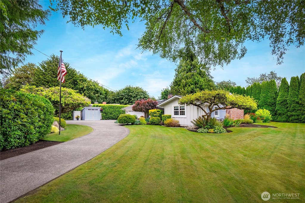 Photo of 14307 KENWANDA DRIVE DR, Snohomish, WA 98296 (MLS # 2562724)