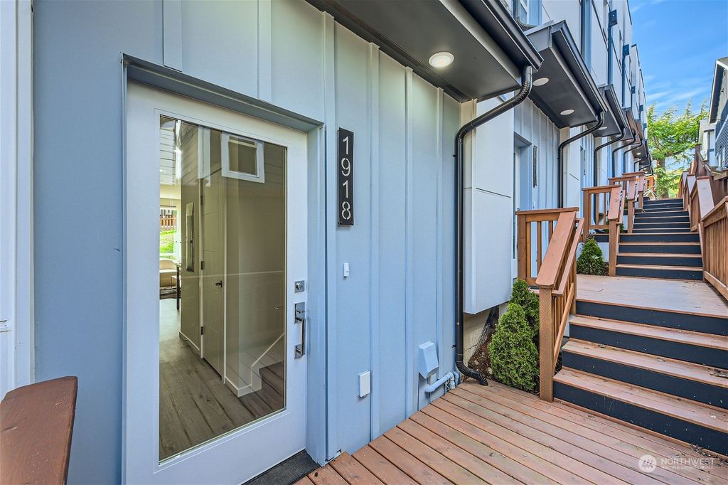 Photo of 1918 S Grand Street, Seattle, WA 98144 (MLS # 2216773)