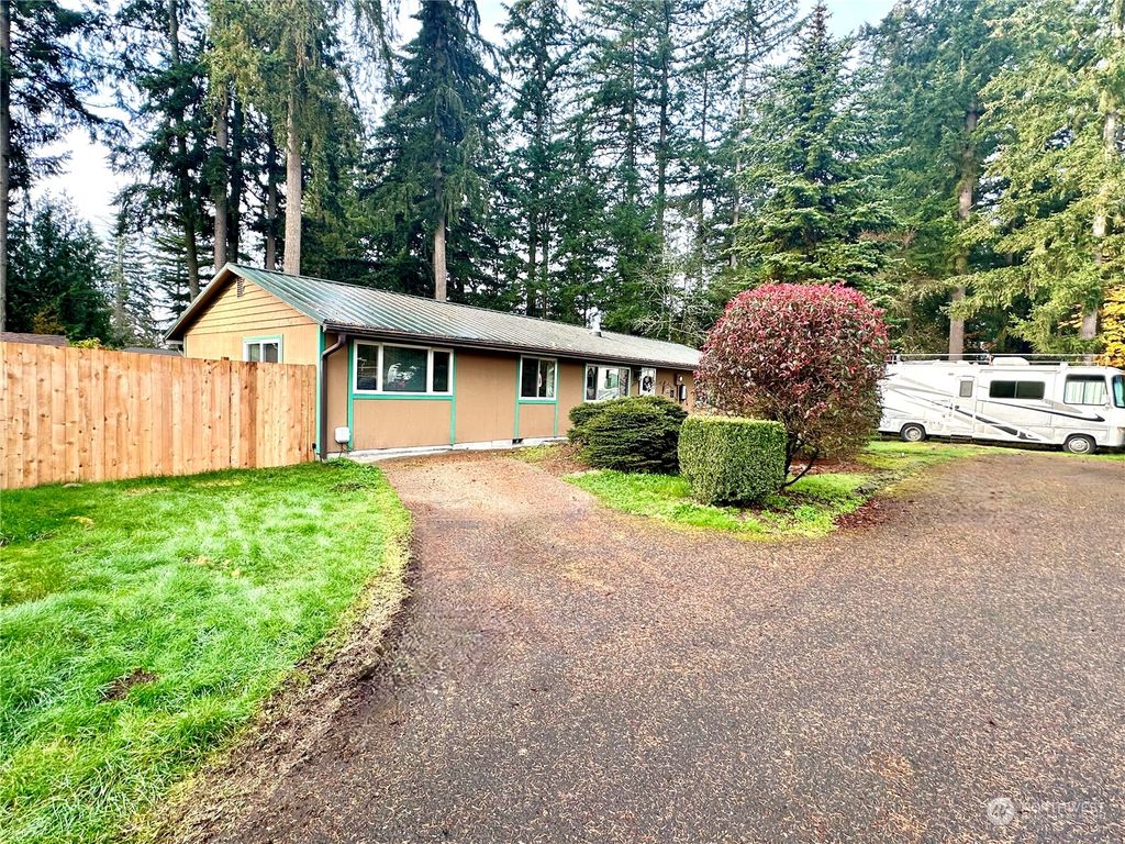 Photo of 33345 177th Place SE, Auburn, WA 98092 (MLS # 2310082)