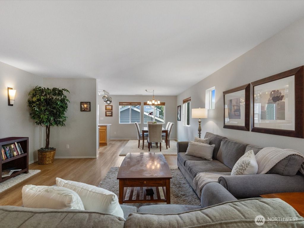 Photo of 9141 229th Place NE, Redmond, WA 98053 (MLS # 2438506)