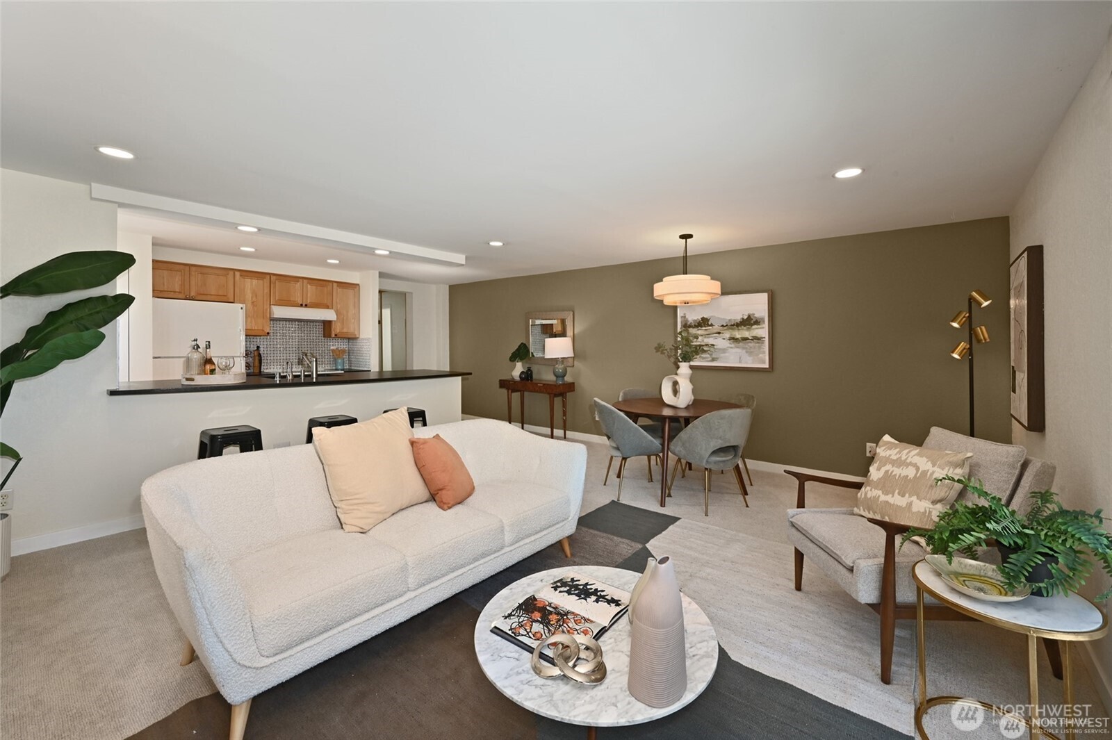 3710 25th Place W 405