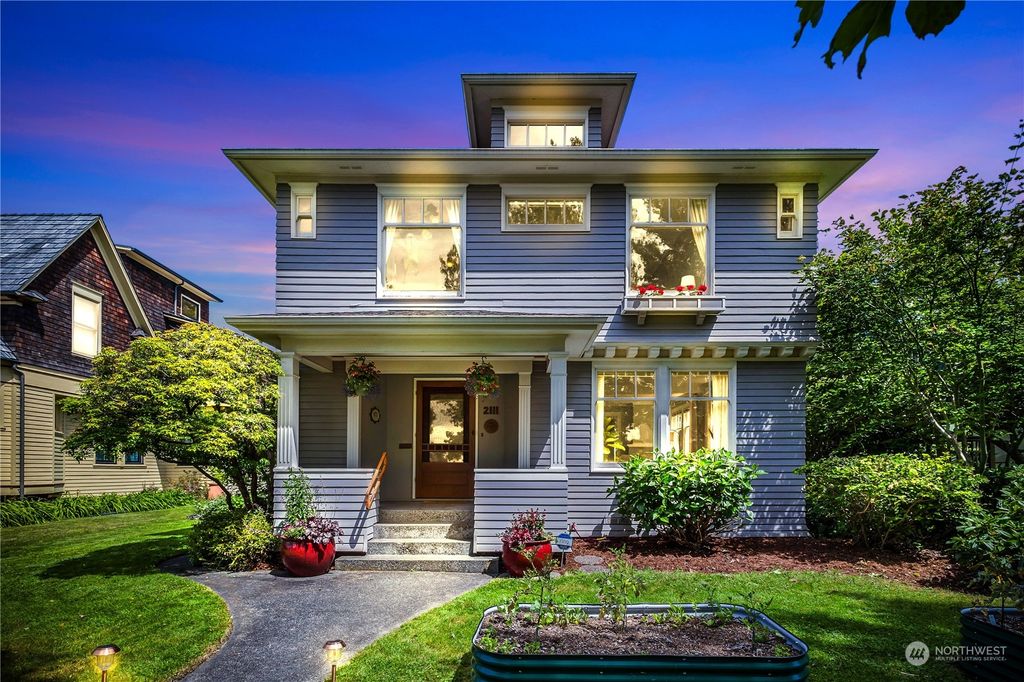 Photo of 2111 Rucker Avenue, Everett, WA 98201 (MLS # 2250206)
