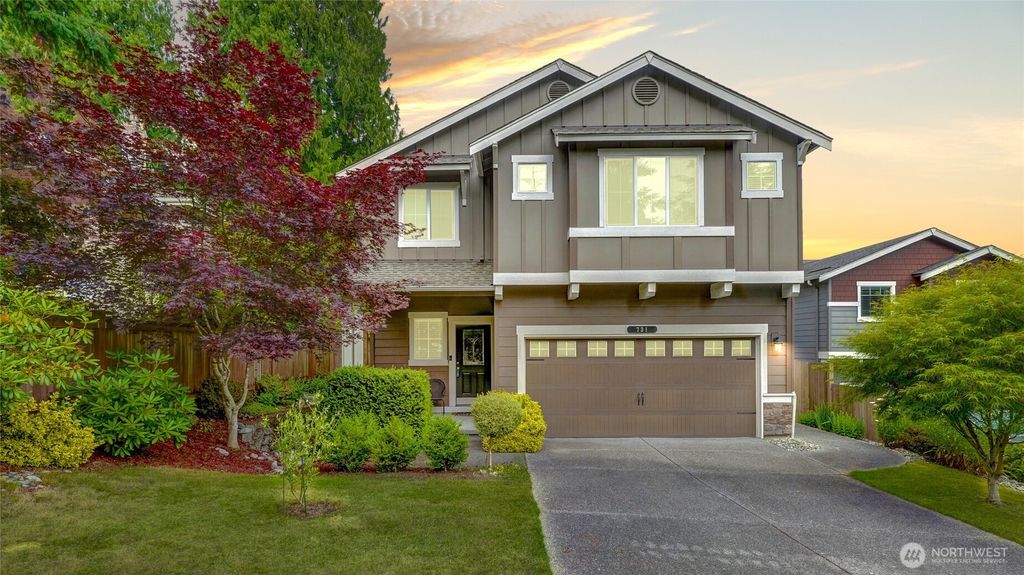 Photo of 731 172nd Street SW, Lynnwood, WA 98037 (MLS # 2412838)
