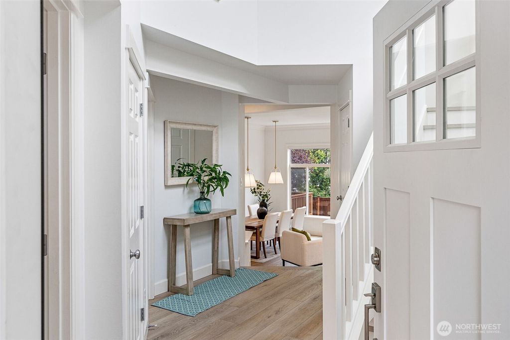 Photo of 11423 NE 86th Street, Kirkland, WA 98033 (MLS # 2511436)