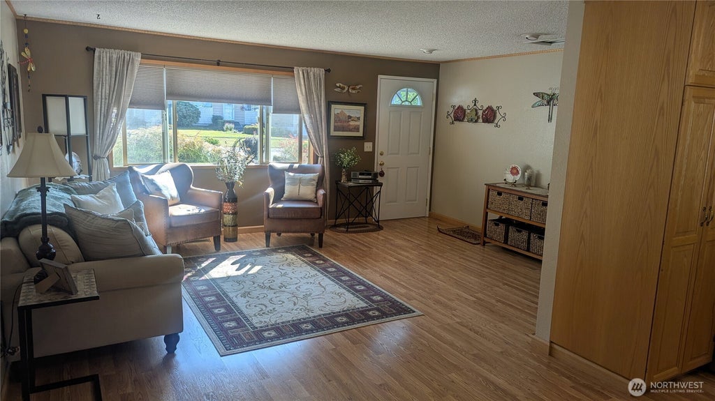 Photo of 17104 24th Avenue SE, Bothell, WA 98012 (MLS # 2578956)
