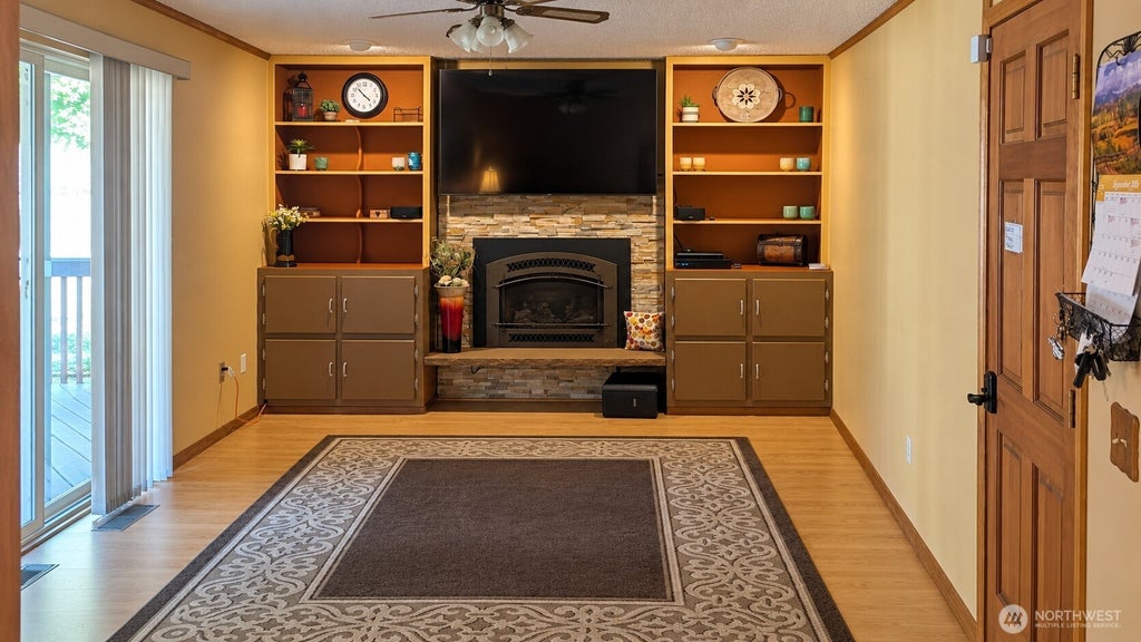 Photo of 17104 24th Avenue SE, Bothell, WA 98012 (MLS # 2578956)
