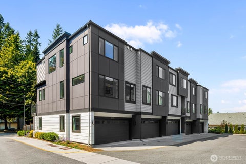 Photo of 18715 76th Avenue W, Lynnwood, WA 98037 (MLS # 2567027)