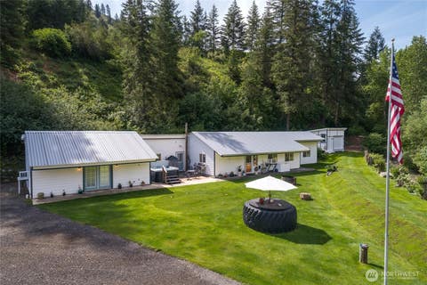 Photo of 1571 Mission Creek Road, Cashmere, WA 98815 (MLS # 2535575)