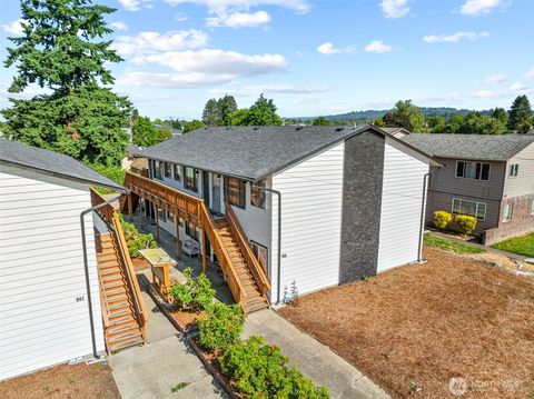 953 7th Avenue Longview WA 98632