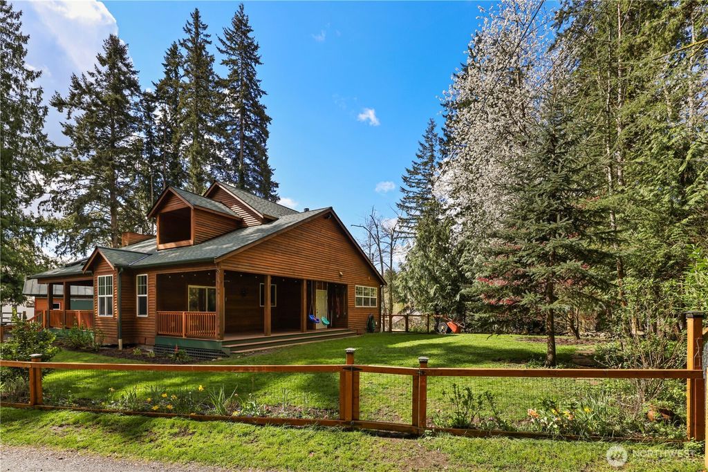 Photo of 715 183rd Street SE, Bothell, WA 98012 (MLS # 2506658)