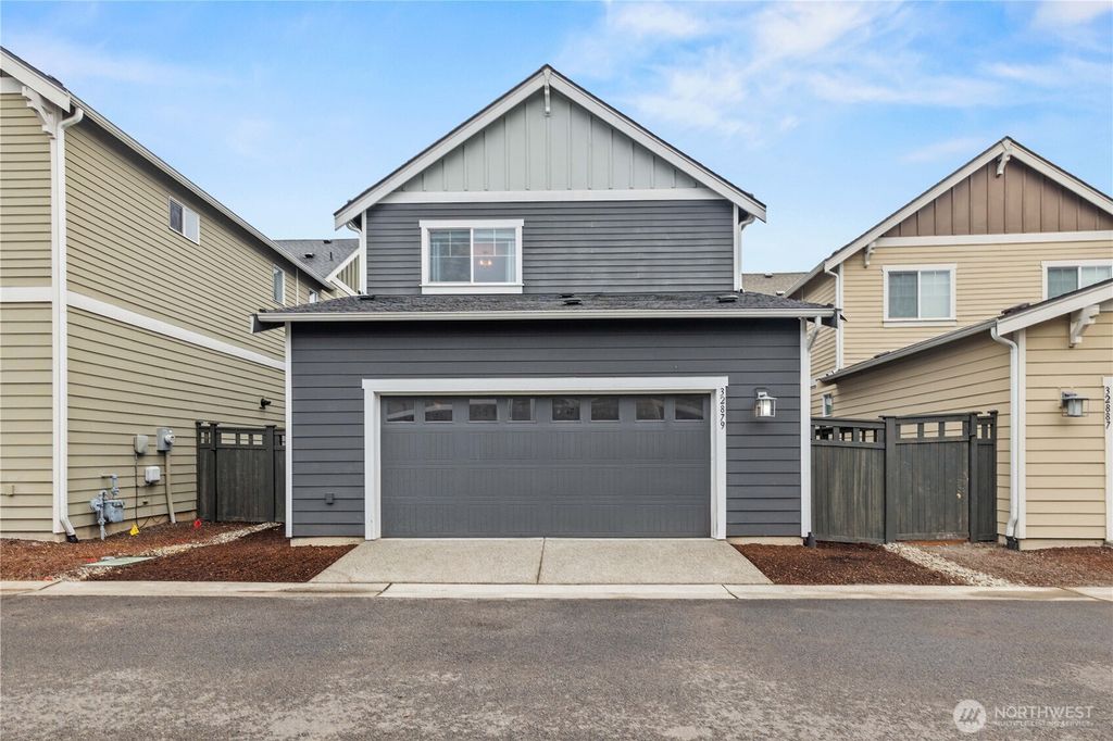 Photo of 32879 Ten Trails Pkwy PKWY SE, Black Diamond, WA 98010 (MLS # 2519396)