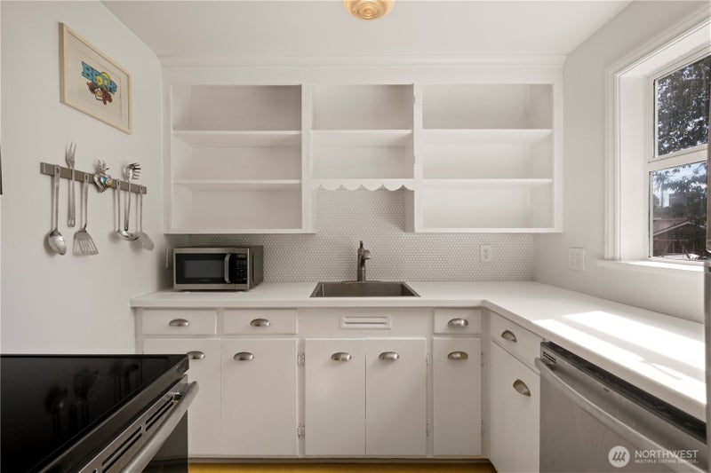 3523 SW Ida