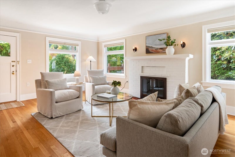 3234 NW 69th Street