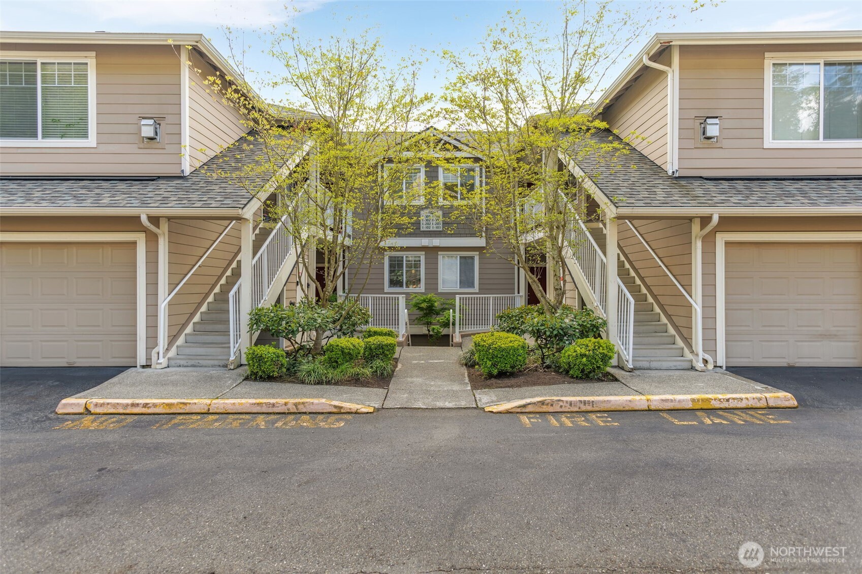 3500 E Lake Sammamish Parkway SE 1-103