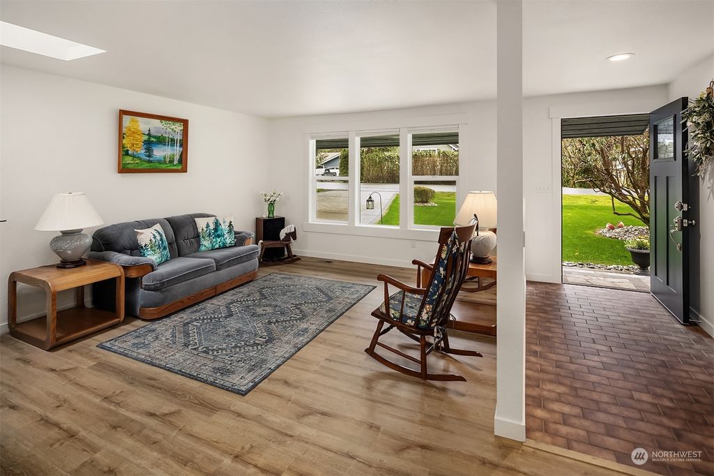 Photo of 44114 SE 142nd St St, North Bend, WA 98045 (MLS # 2220795)