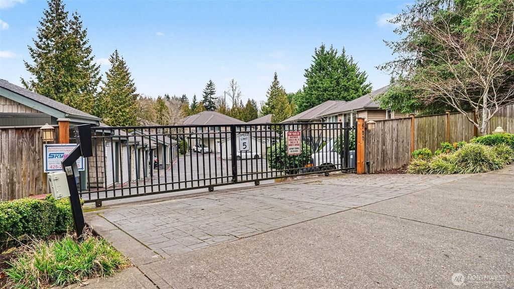 Photo of 1500 S 18th St St #D202, Renton, WA 98055 (MLS # 2483190)