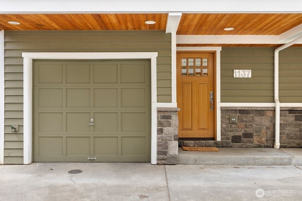 Photo of 1137 26th Avenue, Seattle, WA 98122 (MLS # 2533980)