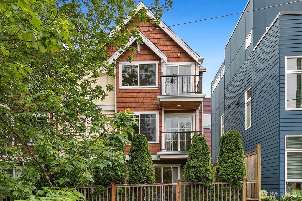 Photo of 1137 26th Avenue, Seattle, WA 98122 (MLS # 2533980)