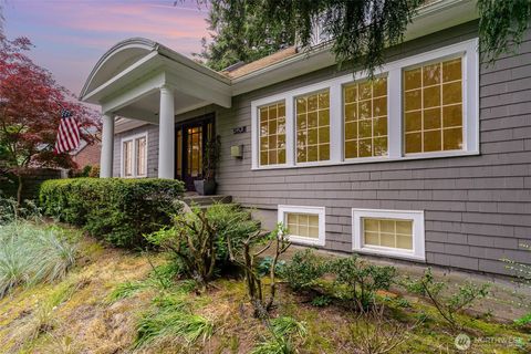 Photo of 3901 S Court Street, Seattle, WA 98144 (MLS # 2513809)
