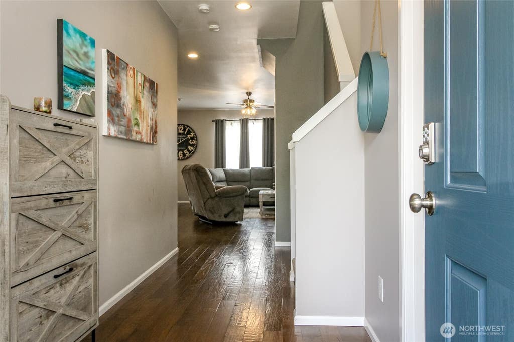 Photo of 18208 72nd Avenue E, Puyallup, WA 98375 (MLS # 2551718)