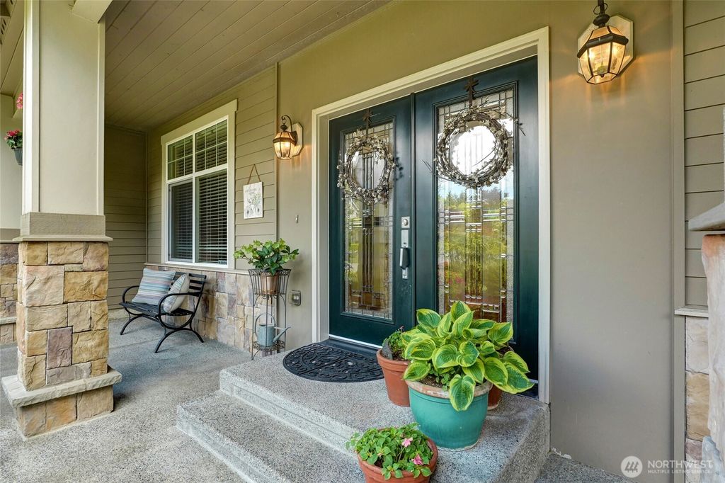 Photo of 16260 205th Place SE, Renton, WA 98059 (MLS # 2376551)