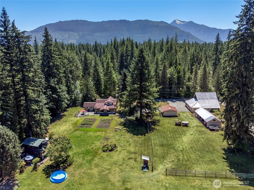 Photo of 54261 Fortner Road, Darrington, WA 98241 (MLS # 2404870)