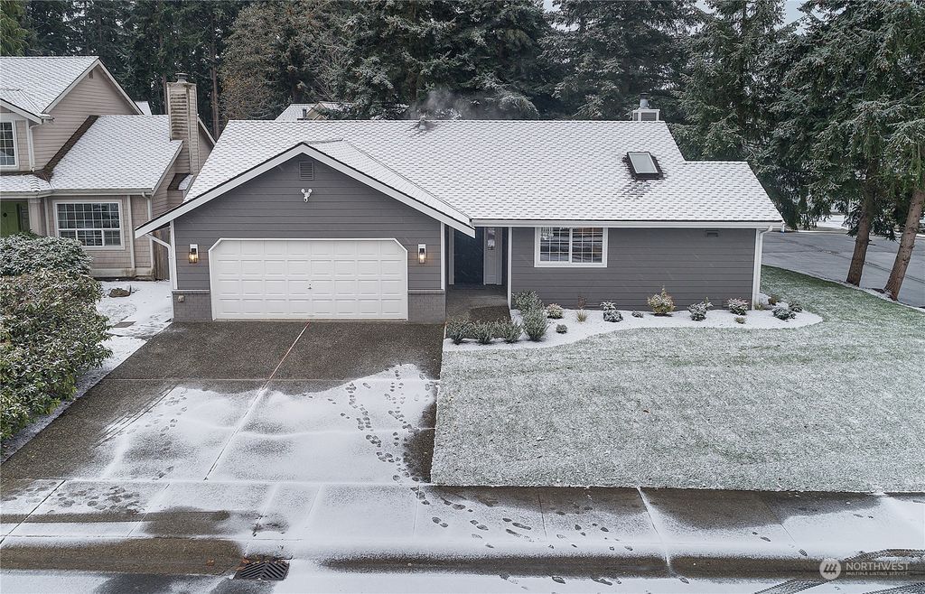 Photo of 2226 205th Place SW, Lynnwood, WA 98036 (MLS # 2019136)