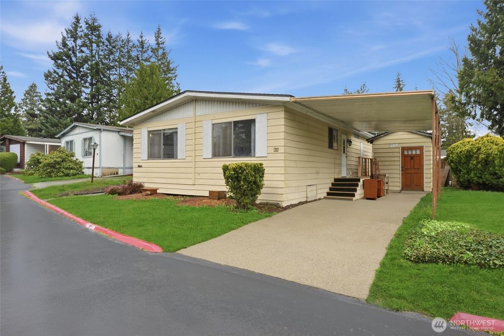 Photo of 12605 E Gibson Rd Rd #65, Everett, WA 98204 (MLS # 2499140)