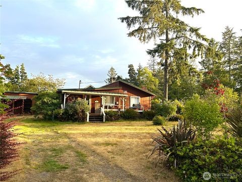 Photo of 27418 V St St, Ocean Park, WA 98640 (MLS # 2407495)