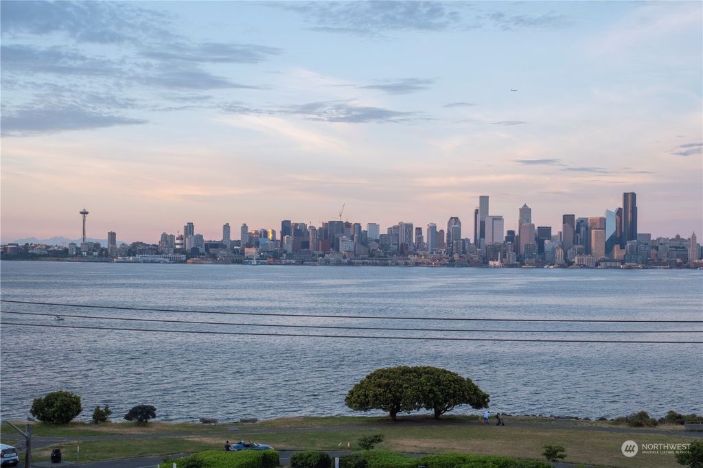 Photo of 4007 SW Maryland Place, Seattle, WA 98116 (MLS # 2126132)