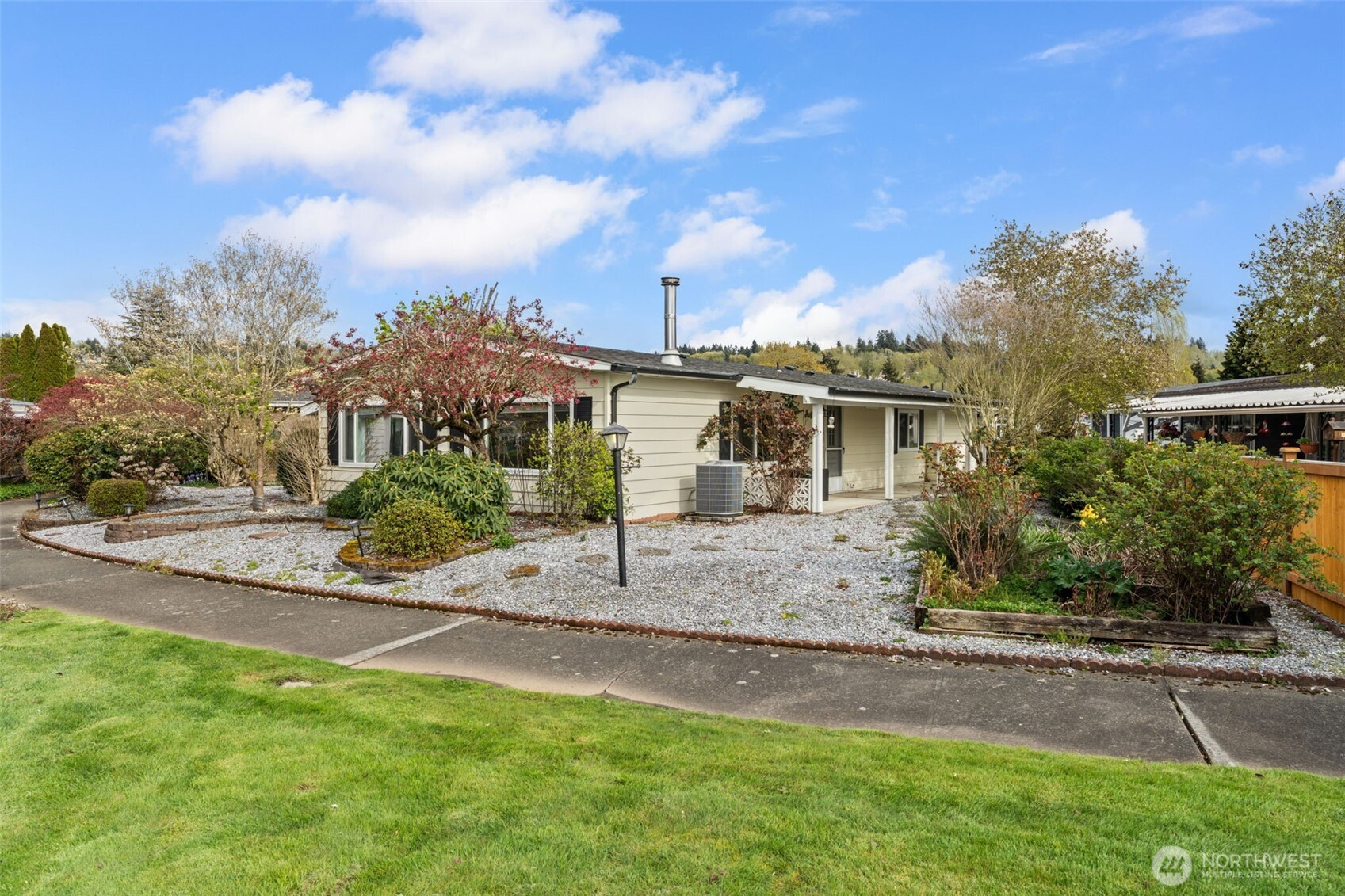 1402 22nd Street NE 235