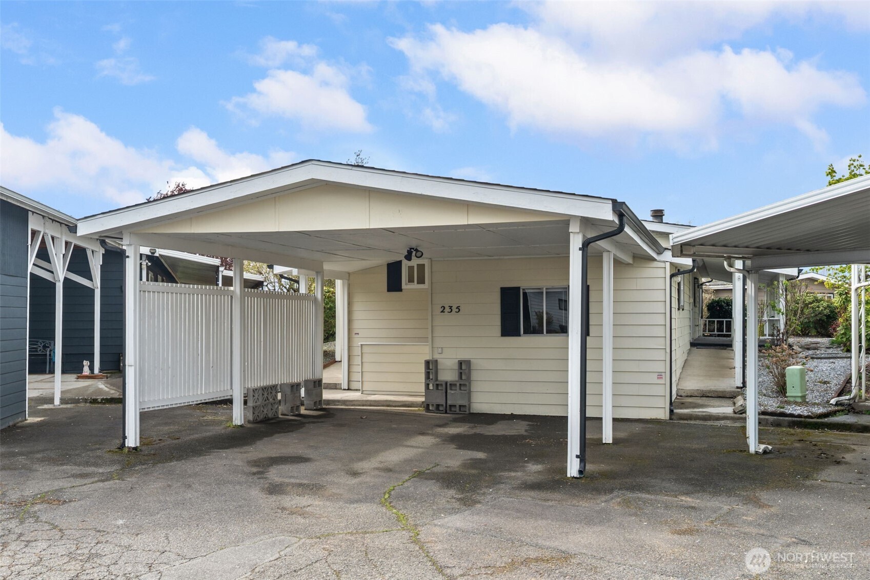 1402 22nd Street NE 235