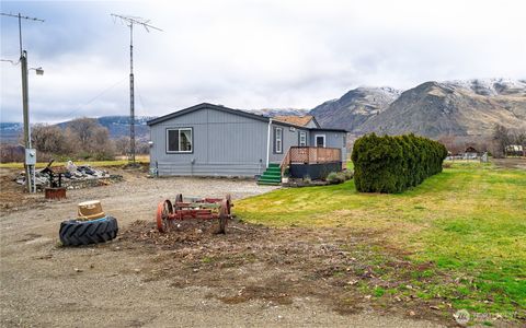 Photo of 12 Moonlight Drive, Oroville, WA 98844 (MLS # 2460657)