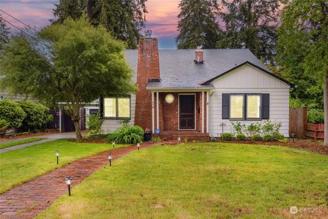 A home in Fircrest