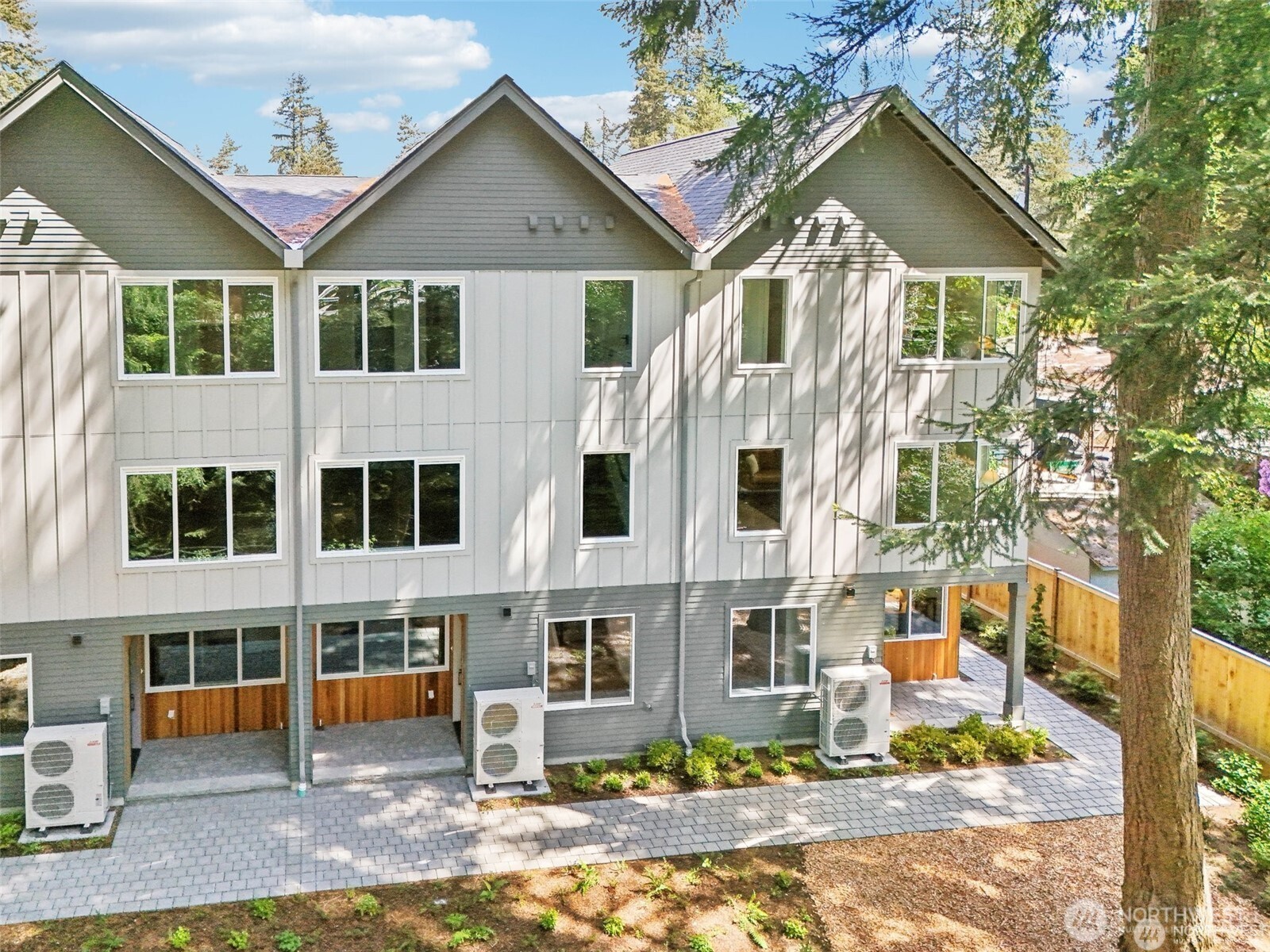 20313 14th Avenue NE