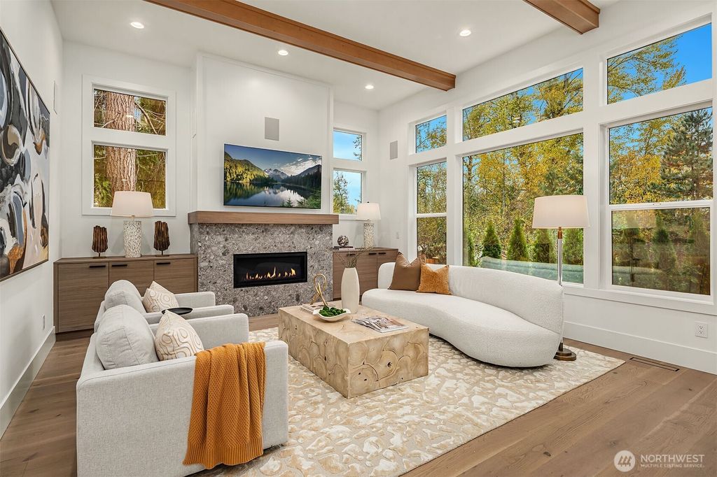 Photo of 417 154th Avenue SE, Bellevue, WA 98007 (MLS # 2456161)