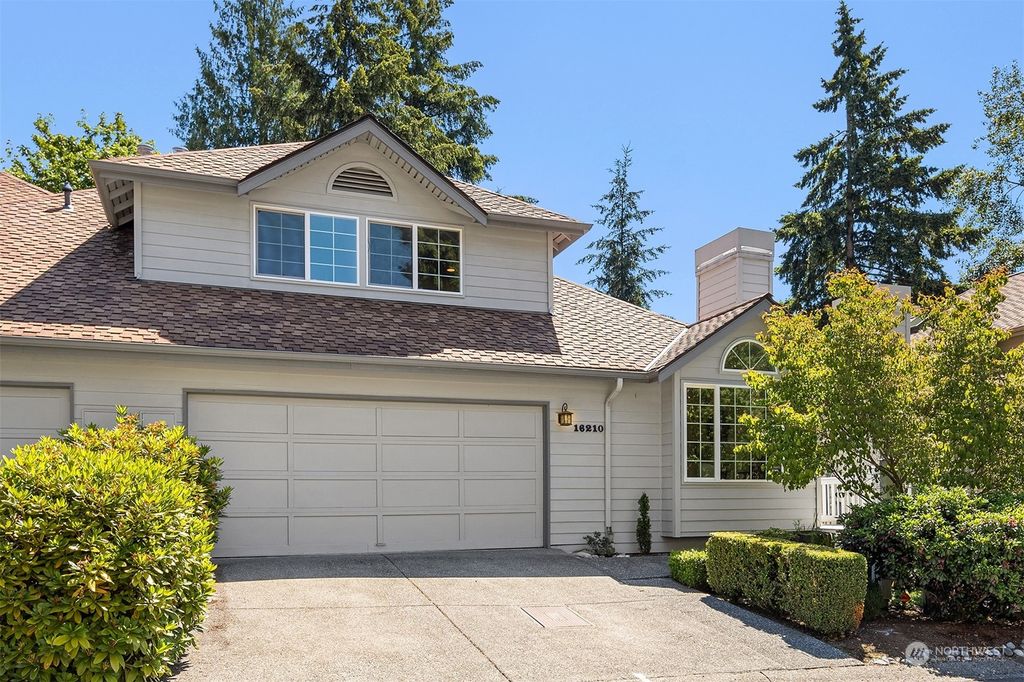 Photo of 16210 SE 33rd Circle, Bellevue, WA 98008 (MLS # 2280565)