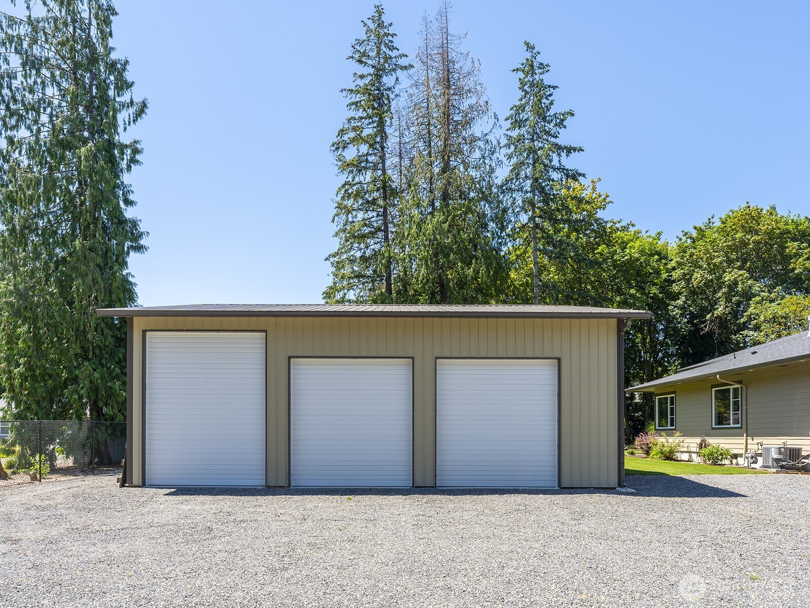 8018 NE 88th Street