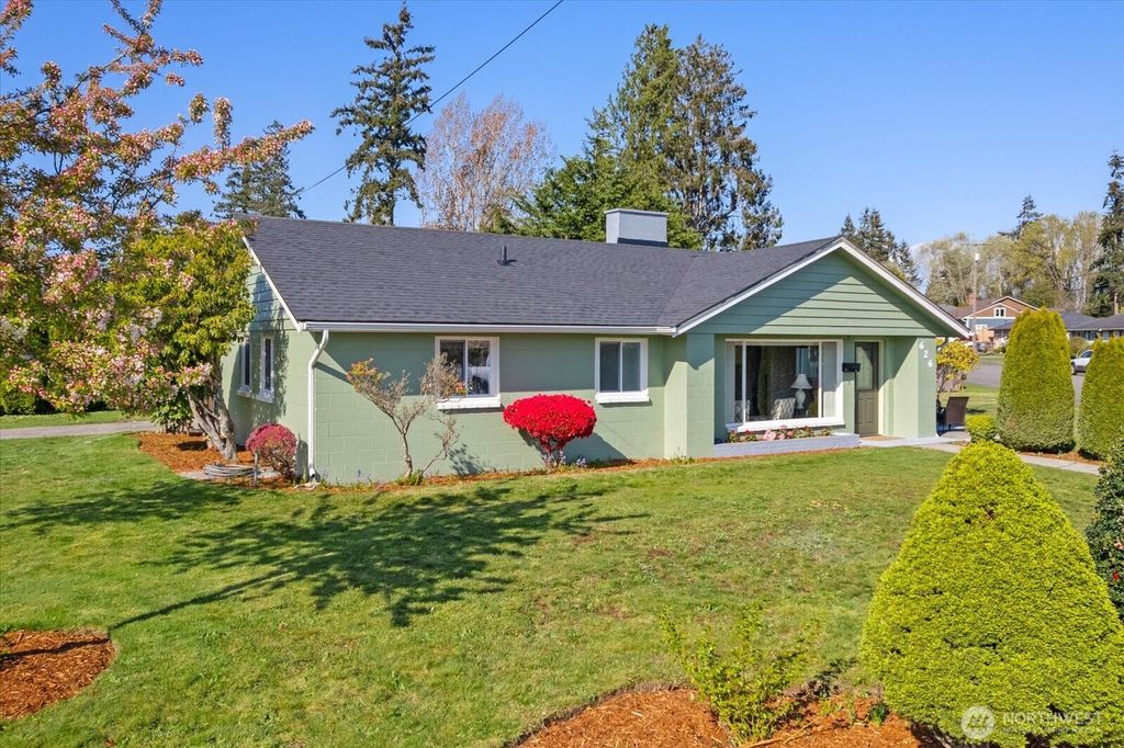 Photo of 626 Legion Dr. Dr, Everett, WA 98201 (MLS # 2359360)