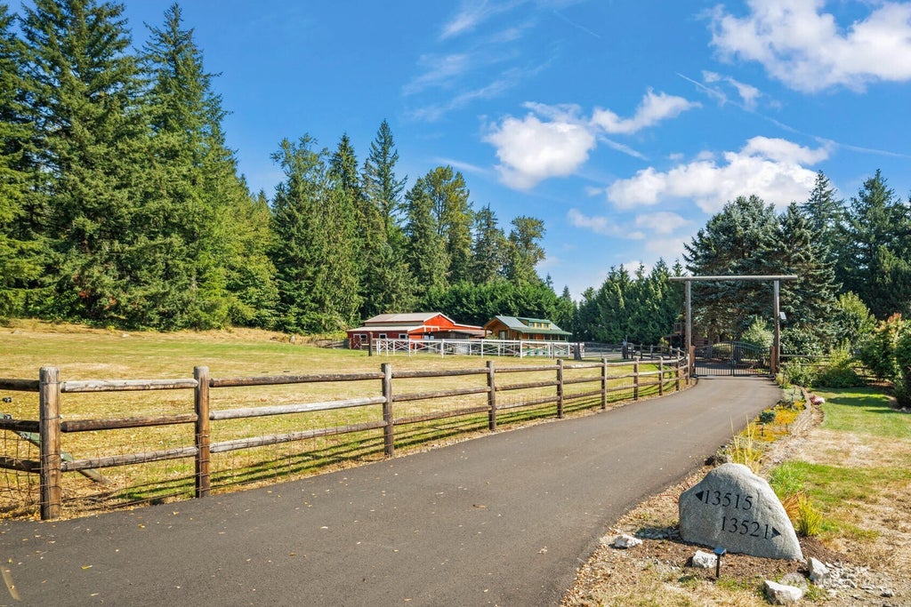 Photo of 13515 259th Avenue SE, Monroe, WA 98272 (MLS # 2587817)