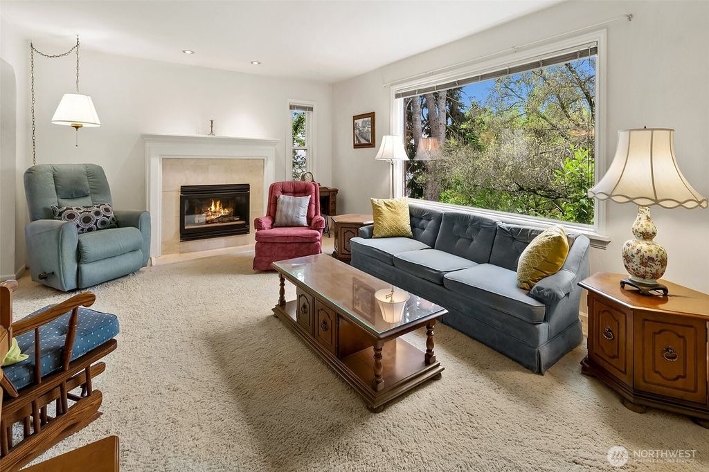 Photo of 8218 Latona Avenue NE, Seattle, WA 98115 (MLS # 2514022)