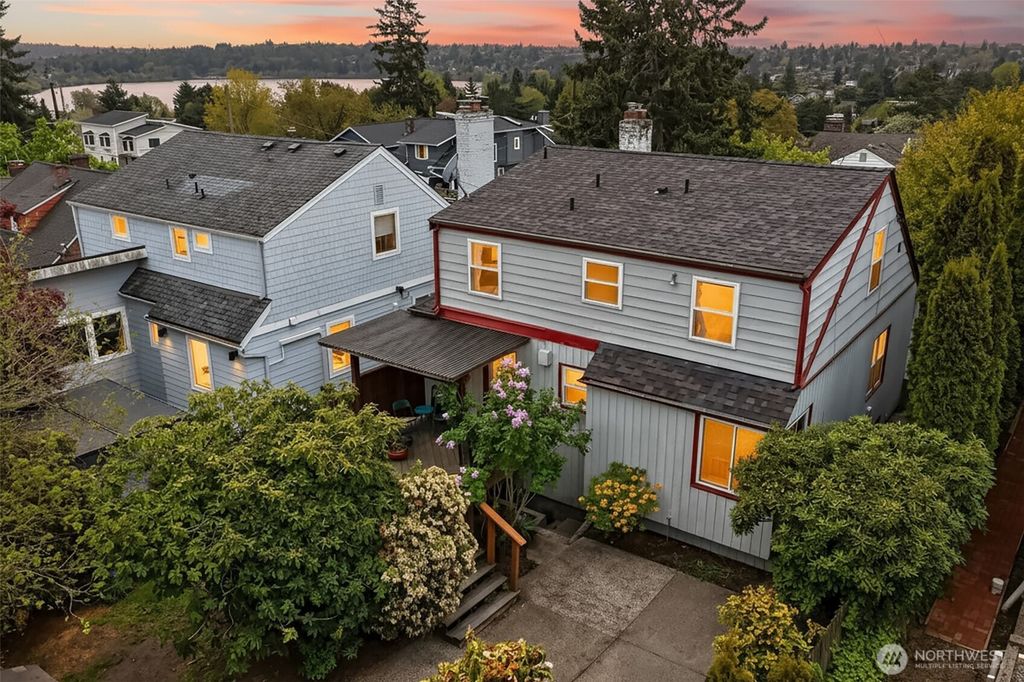 Photo of 8218 Latona Avenue NE, Seattle, WA 98115 (MLS # 2514022)