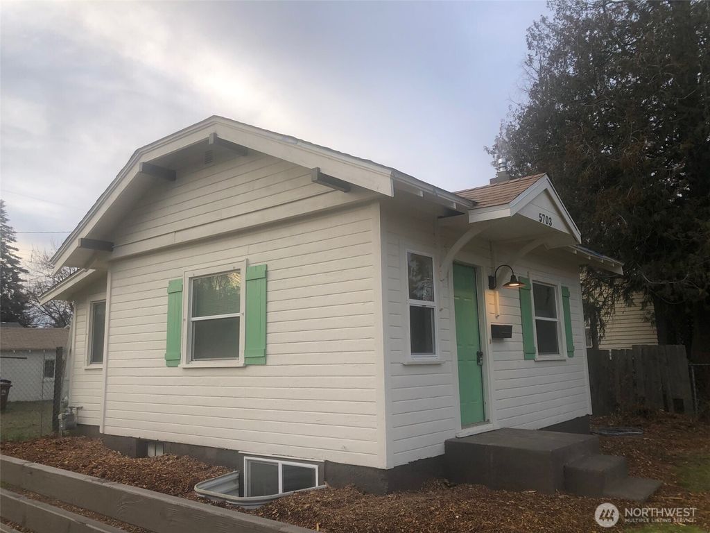 Photo of 5703 N Wall Street, Spokane, WA 99205 (MLS # 2458460)