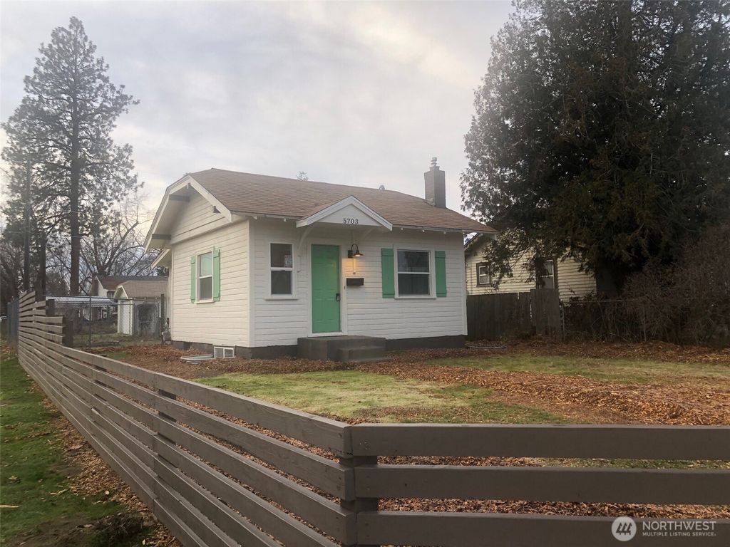 Photo of 5703 N Wall Street, Spokane, WA 99205 (MLS # 2458460)