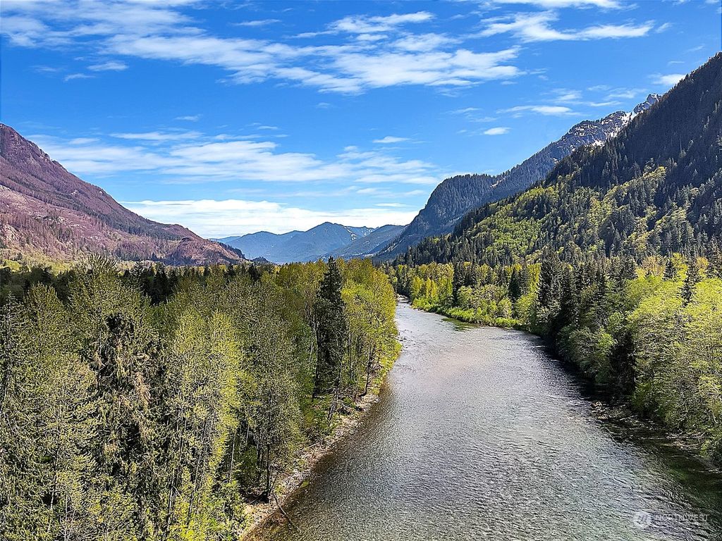 Photo of 0 xxxx NE Stevens Pass Hwy, Gold Bar, WA 98251 (MLS # 2067336)